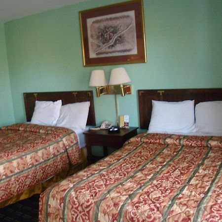 Budget Inn Mount Airy Szoba fotó