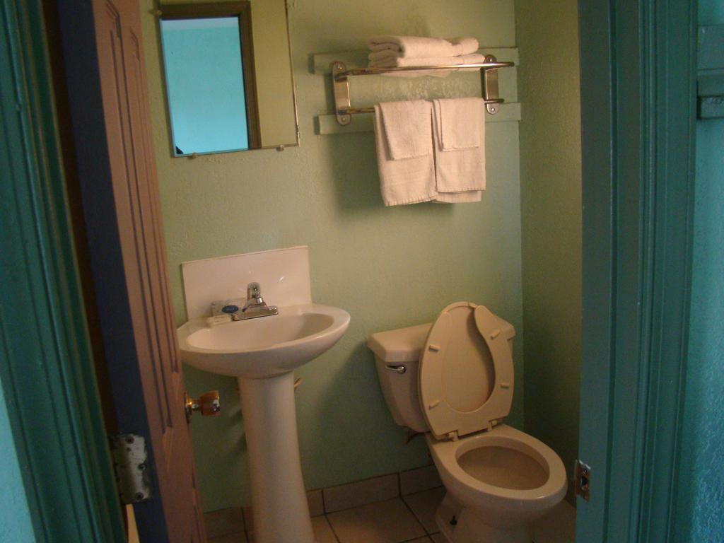 Budget Inn Mount Airy Szoba fotó