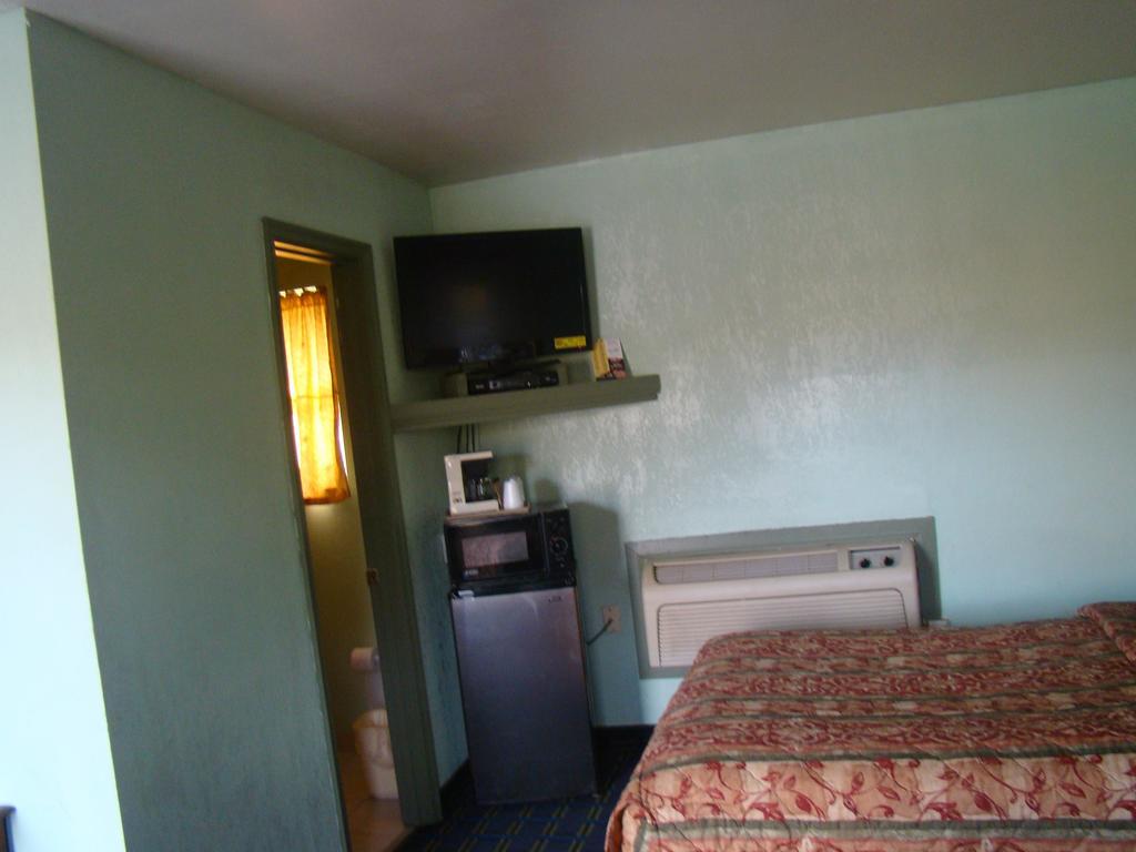 Budget Inn Mount Airy Kültér fotó